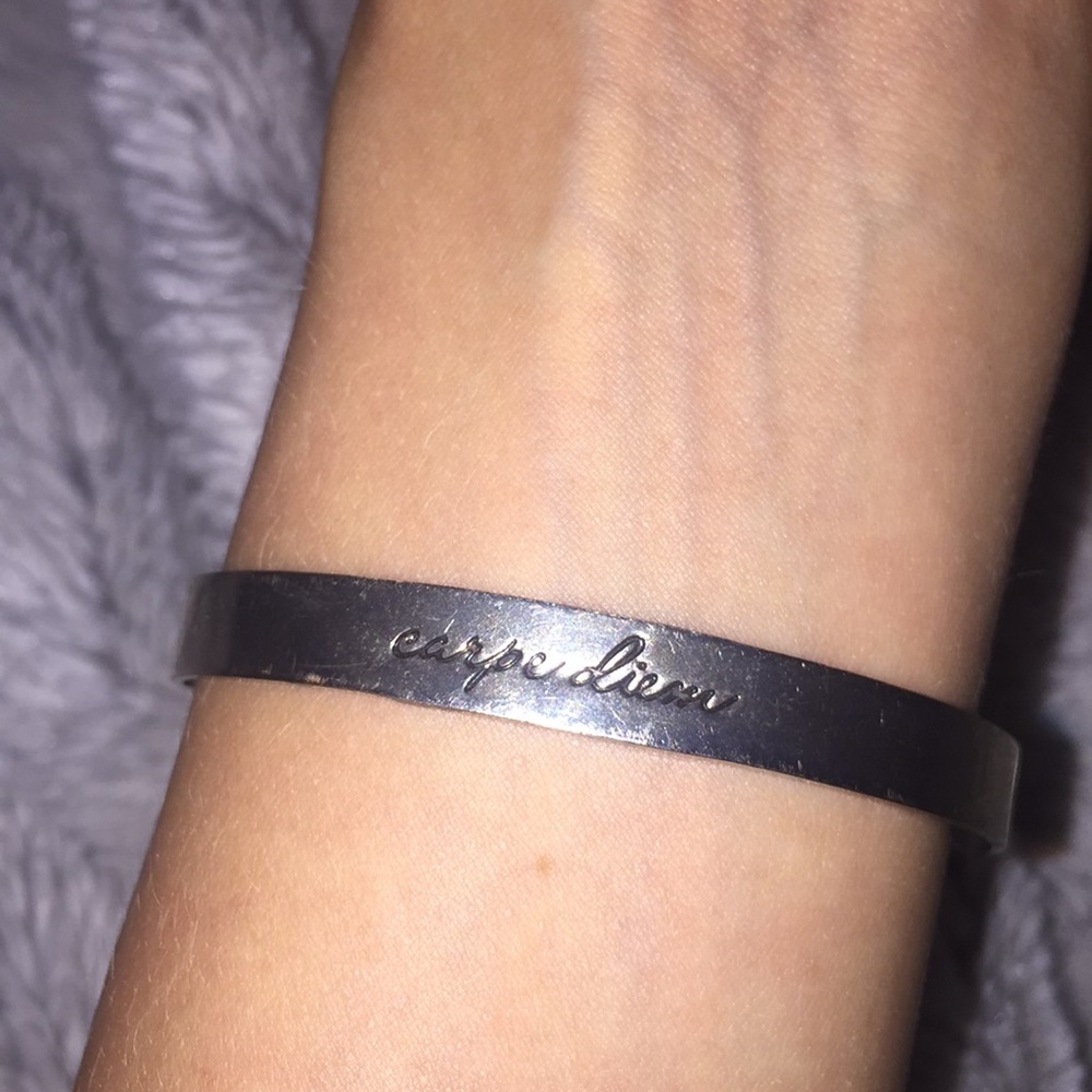 Carpe diem bracelet